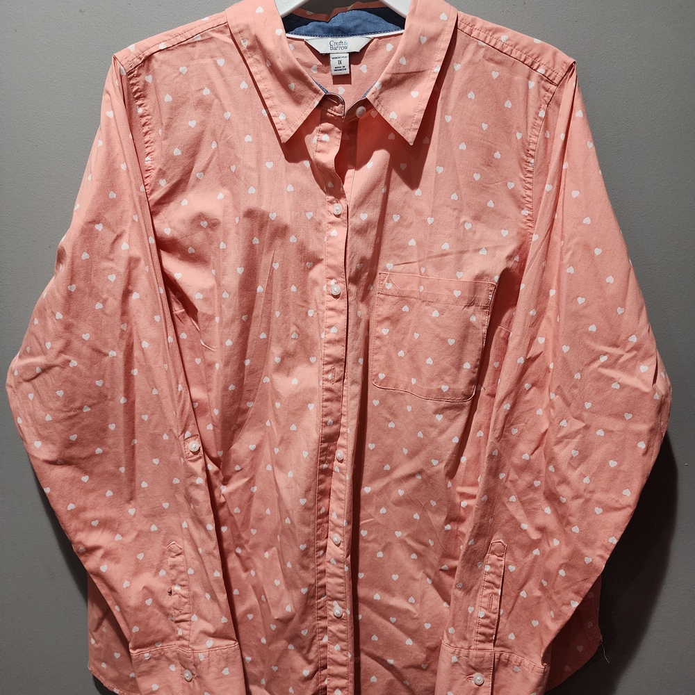 🤍Womens  Coral Button Down Shirt with White Hearts🤍🤎